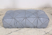 Load image into Gallery viewer, Peach Pink Moroccan Leather Round Pouf